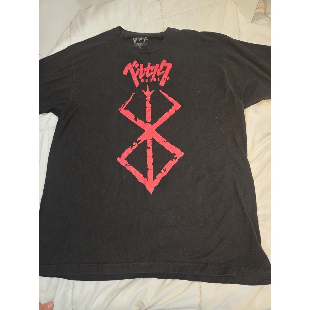 Berserk Mens XL Black T-Shirt - Brand of Sacrifice Symbol Crunchy Roll Anime